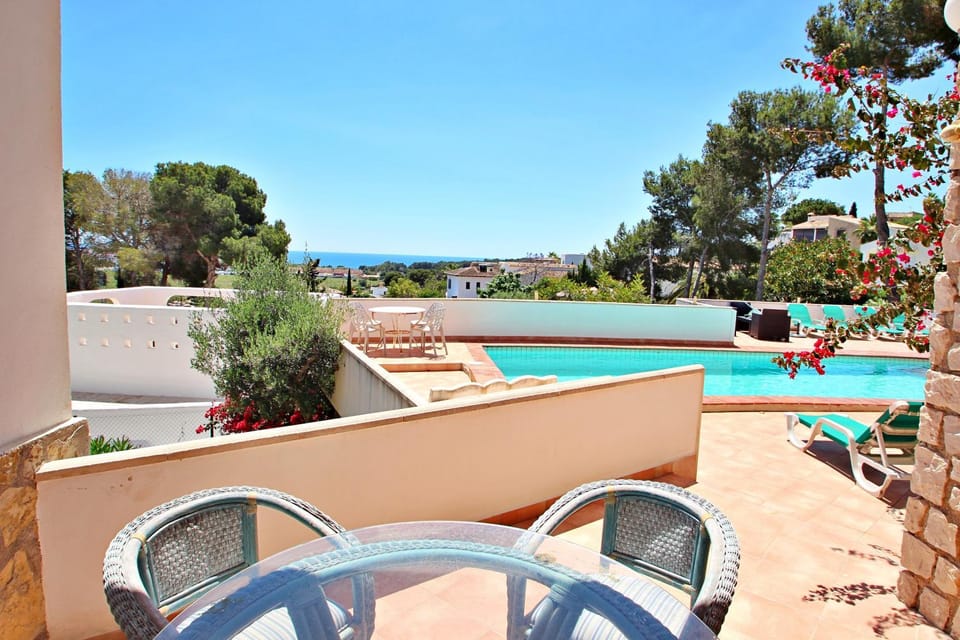 Dos Chicas - sea view villa with private pool in Moraira Villa in Marina Alta