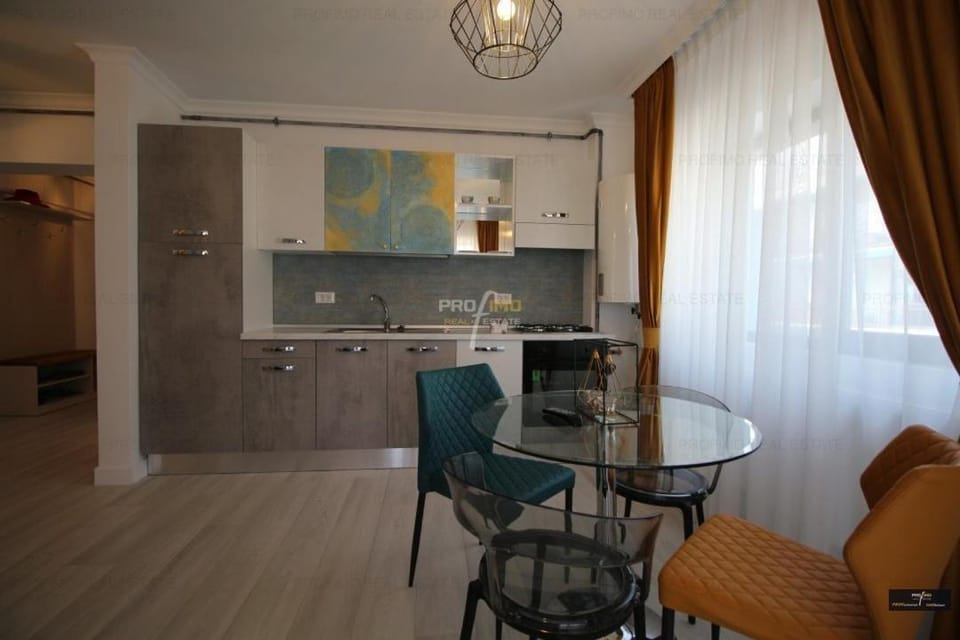 Dining area, Communal kitchen