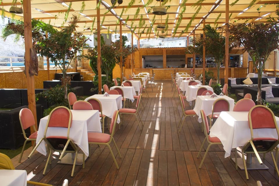 Restaurant/places to eat