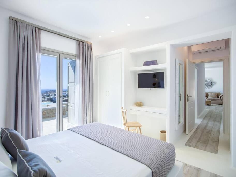 Soleila Mykonos Villa Villa in Mykonos, Mikonos 846 00, Greece