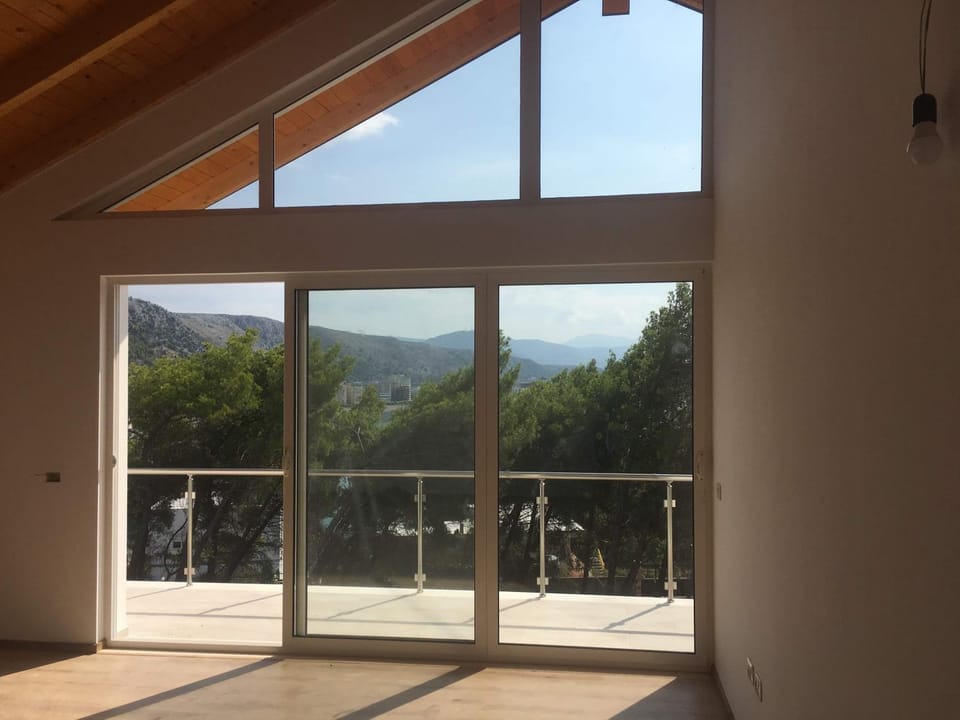 Benjy’s Villa(B&B) House in Europe