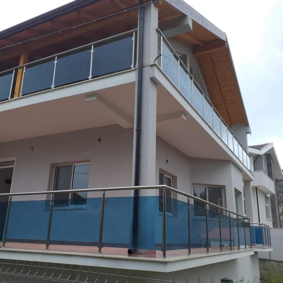 Benjy’s Villa(B&B) House in Europe