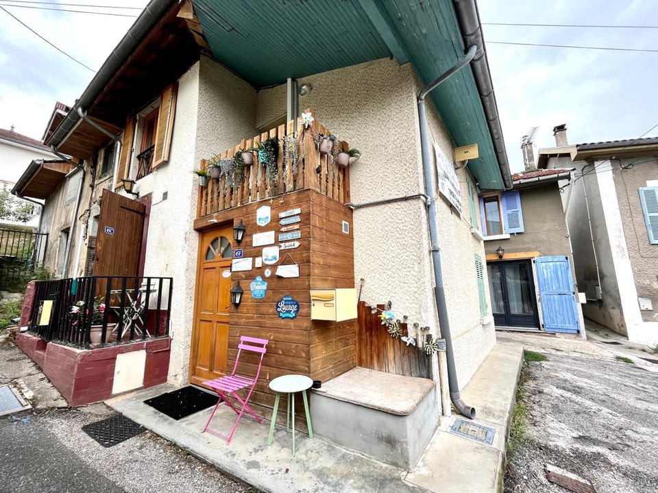 Duplex climatisé, balcon, check-in autonome Apartment in Auvergne-Rhône-Alpes