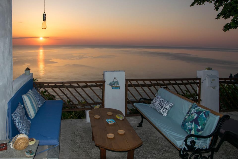 Balcony/Terrace, Sea view, Sunrise