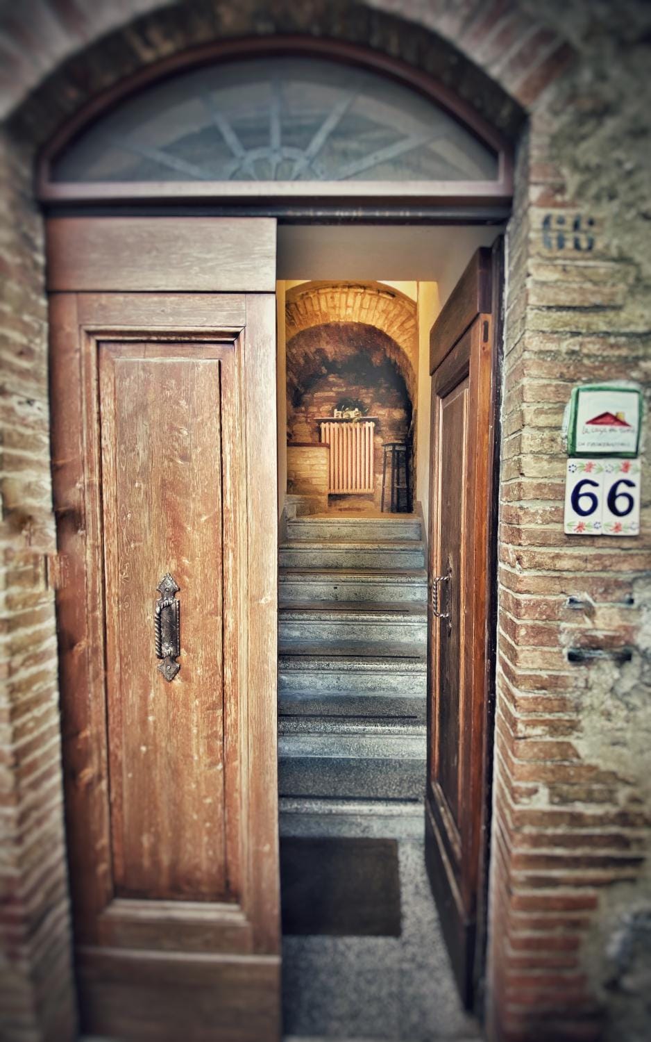 Facade/entrance