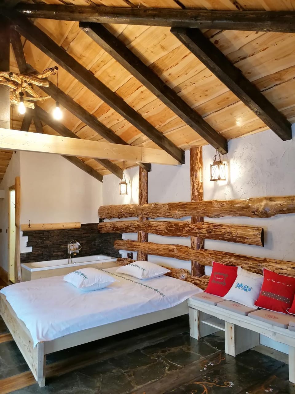 Căsuța Con Chalet in Brașov County