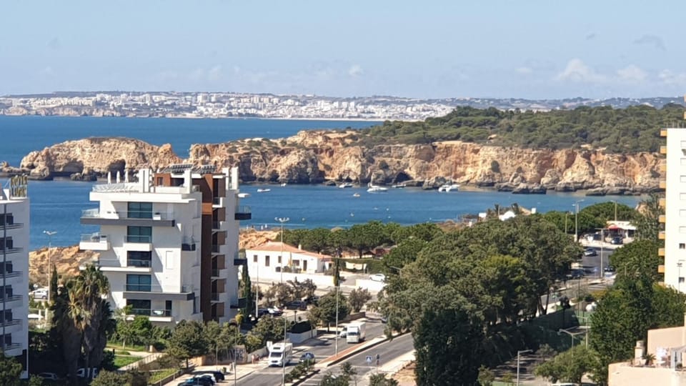 Elite Residence 14D Praia da Rocha Apartment in Portimao