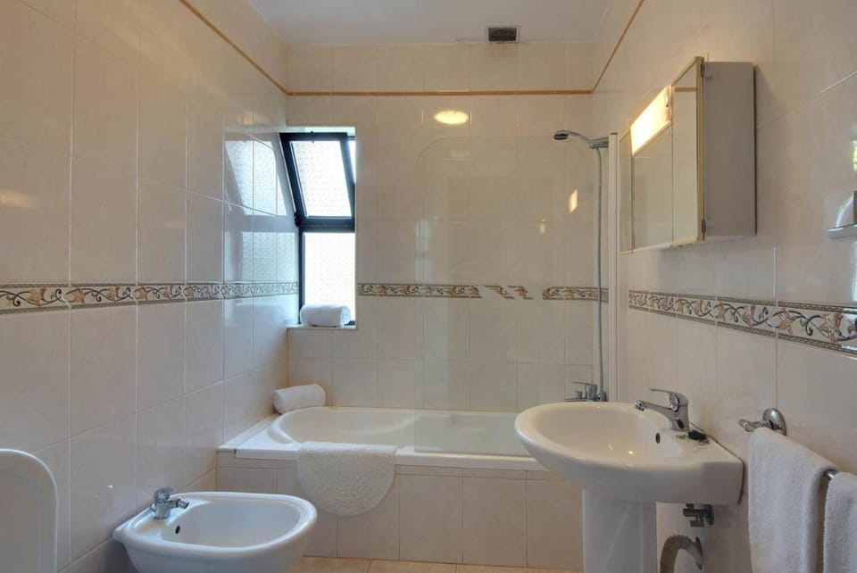 Bathroom, Living room