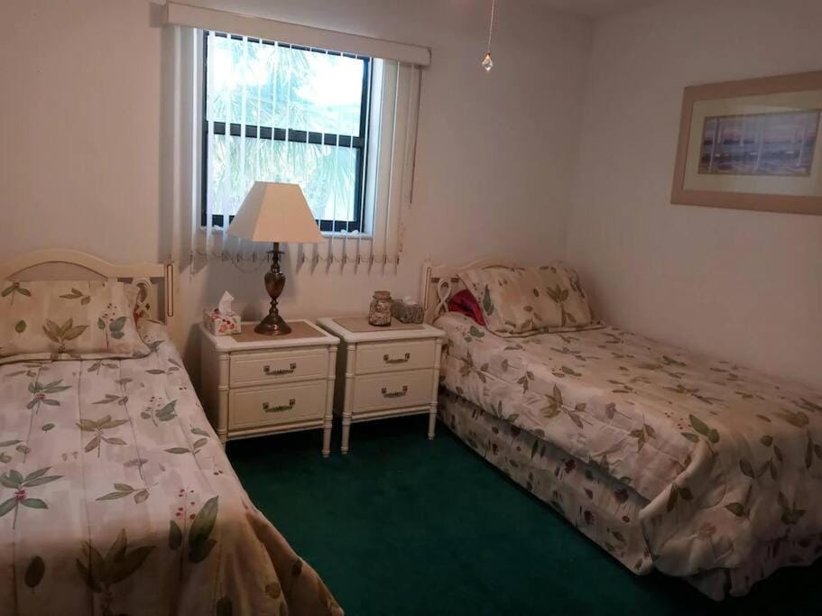 Venice Pool Home by AcoralBay 5 Min to the beach & town House in South Venice