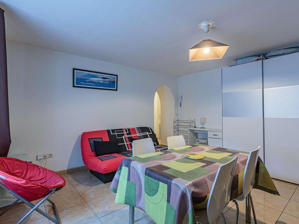 Spacieux studio à Biarritz, proche commerces et plage - FR-1-3-541 Apartment in Biarritz