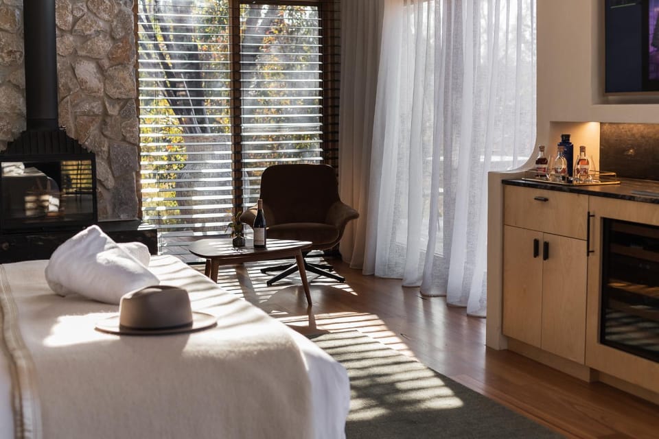 Bed, Living room, Seating area, Bedroom