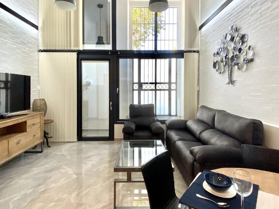 TV and multimedia, Living room, Seating area