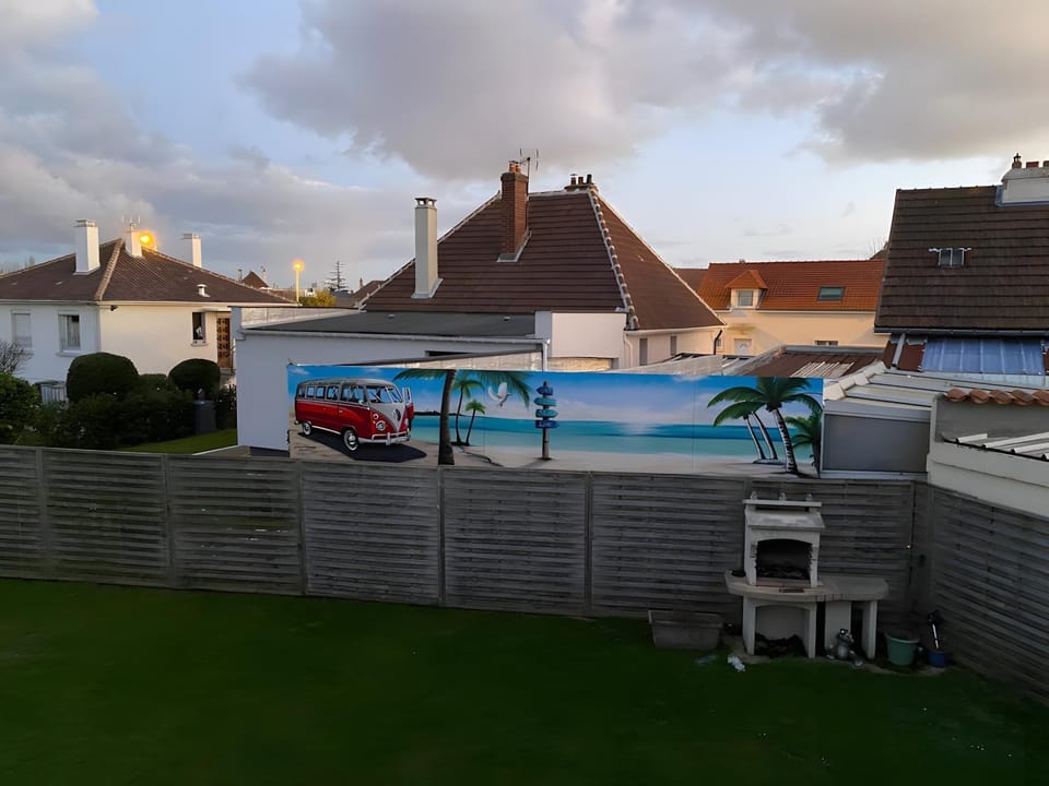 Property building, Living room