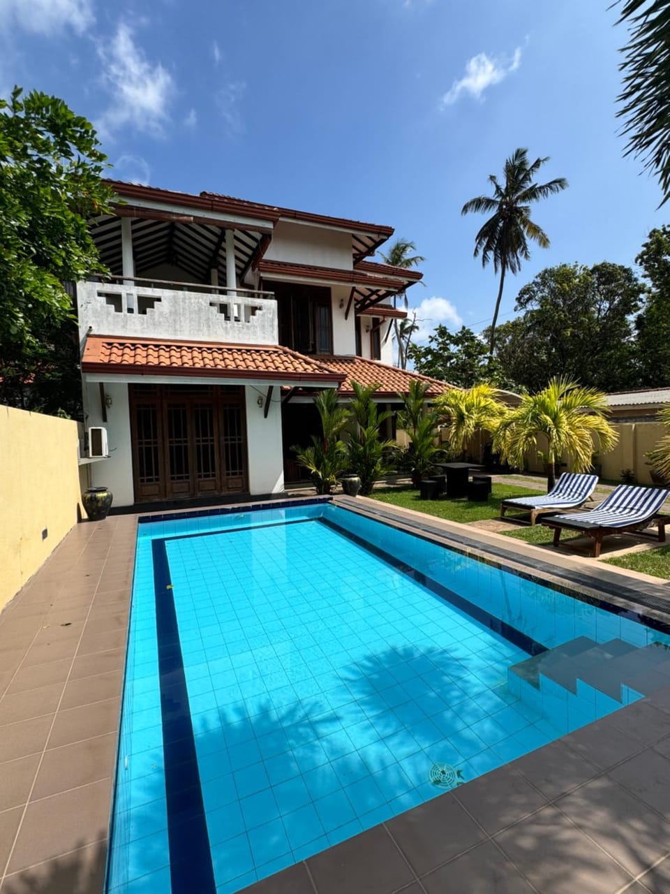 Property building, Swimming pool