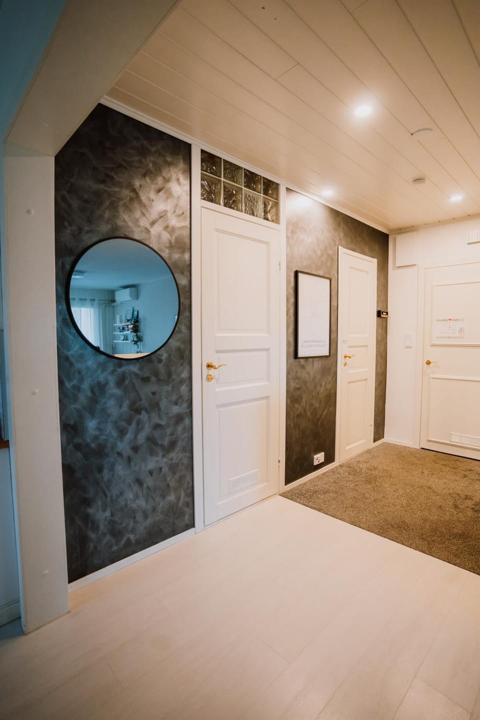 Modern family apt with balcony, free parking, WiFi & AC Apartment in Finland