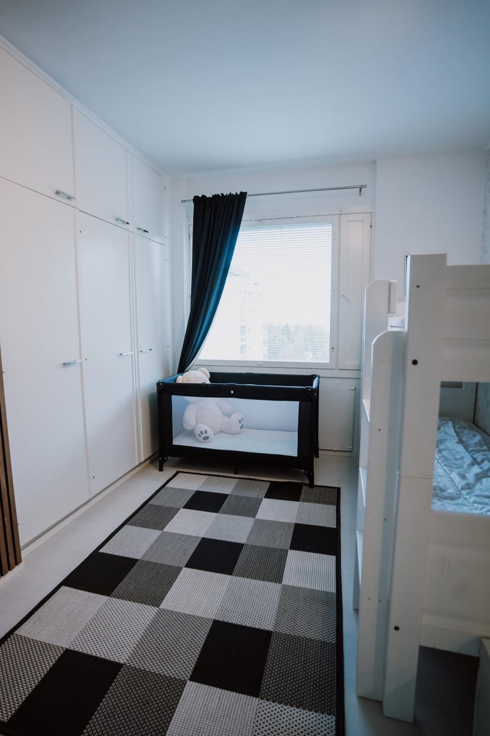 cot