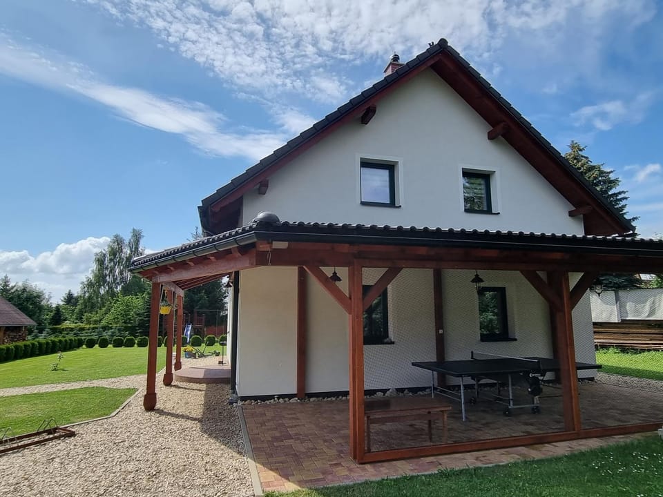 Dům a chatka pod Smrkem House in Lower Silesian Voivodeship