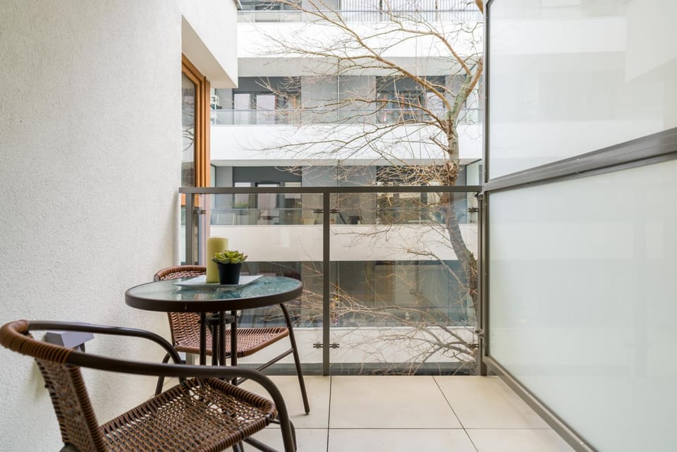View (from property/room), Balcony/Terrace, Inner courtyard view