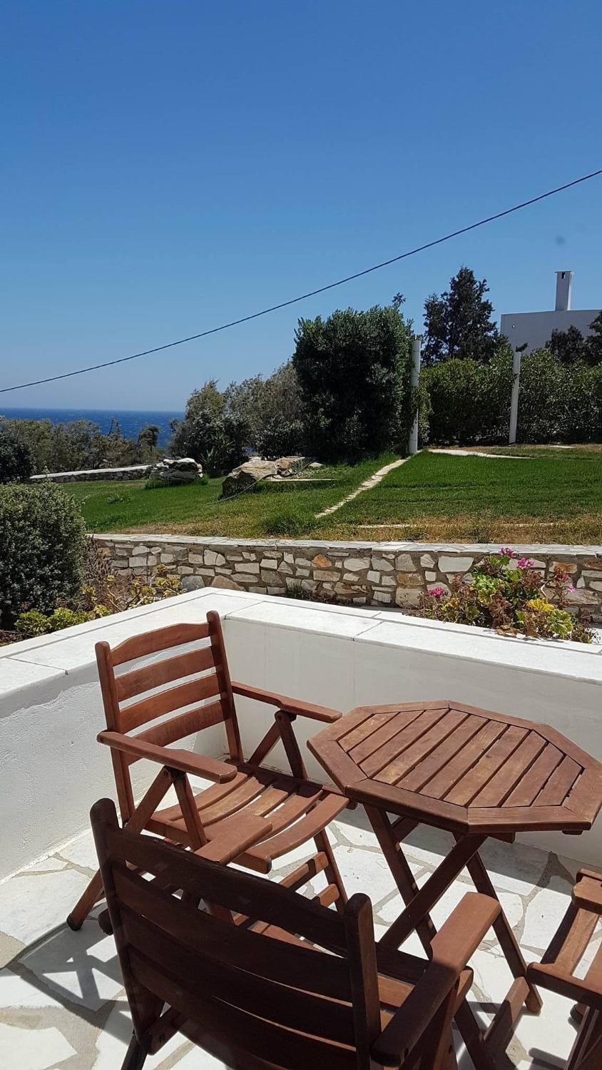 Captain's Rocks Hotel Hotel in Paros, Greece