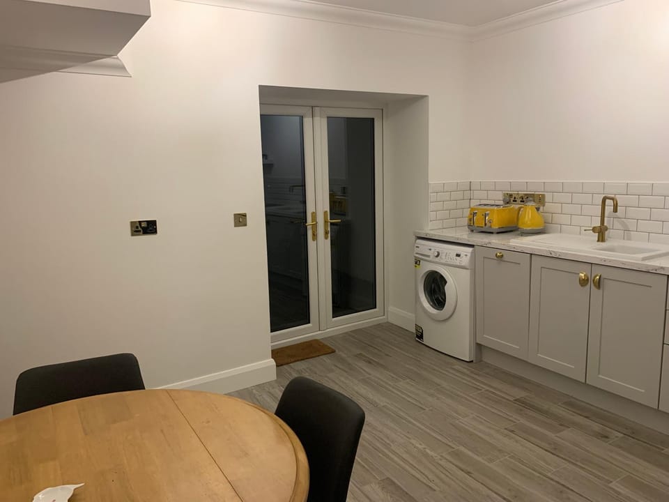 Alta House House in Westport