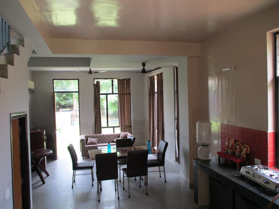 Ganga Kutir Oak Villa on Raichak Apartment in West Bengal