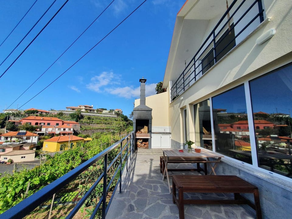 BBQ facilities, Balcony/Terrace