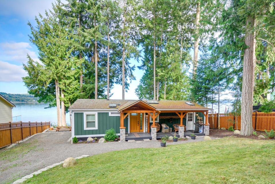 Port Ludlow Getaway on Hood Canal Near Hiking House in Hood Canal