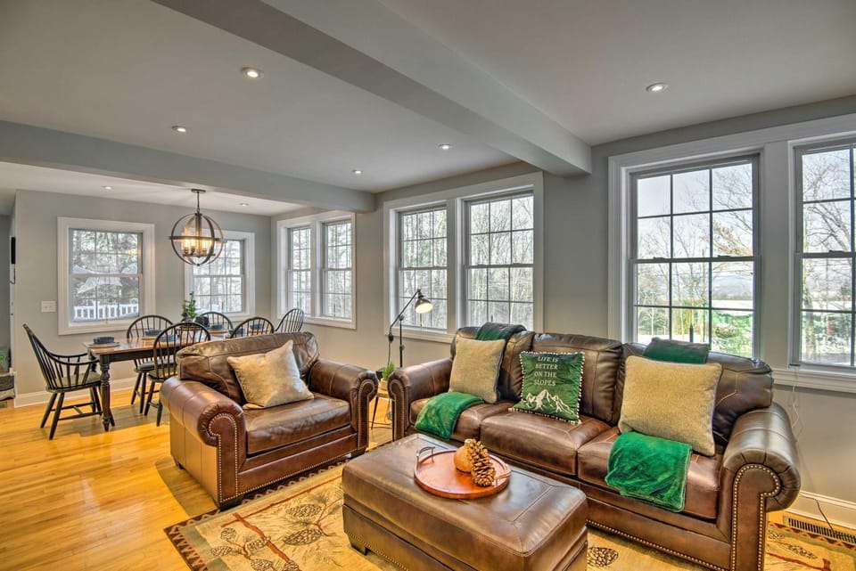 Belmont Home w/ Mtn View, 9 Mi to Gunstock Resort House in Belmont
