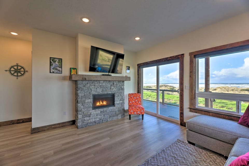 Remodeled Sanderling Sea Cottages, Unit 4 House in Oregon