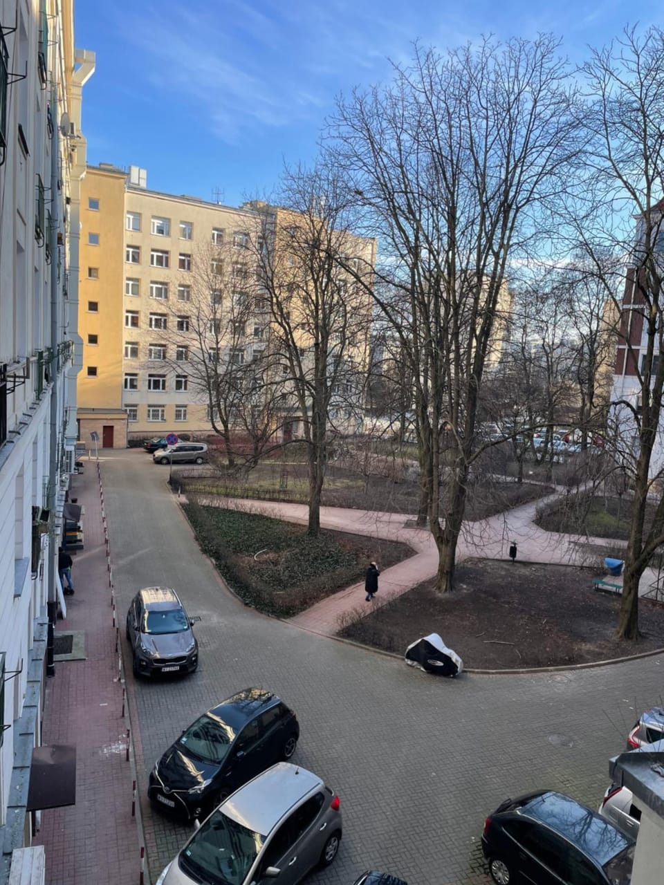 Property building, Inner courtyard view