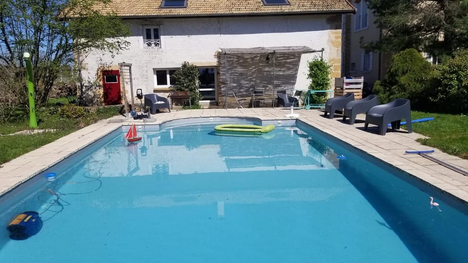 Property building, Swimming pool