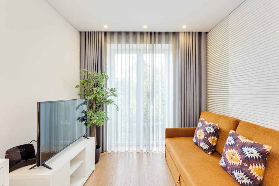 Communal lounge/ TV room, TV and multimedia, Living room