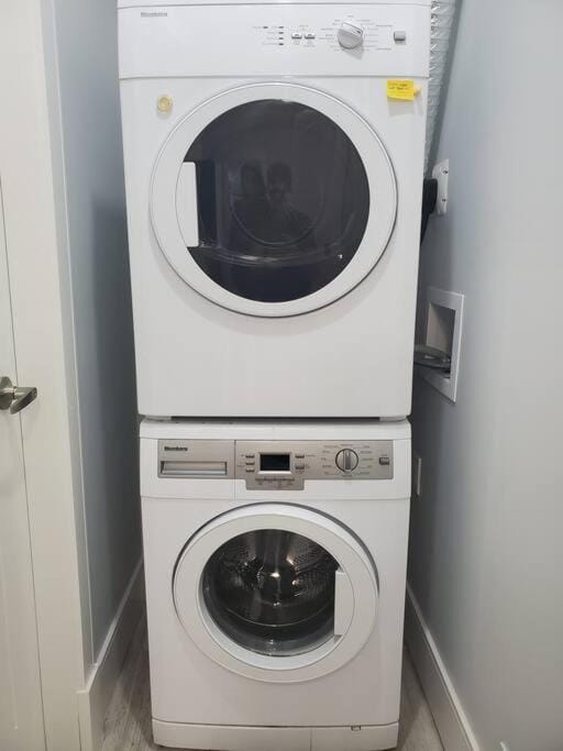 laundry, washing machine, dryer