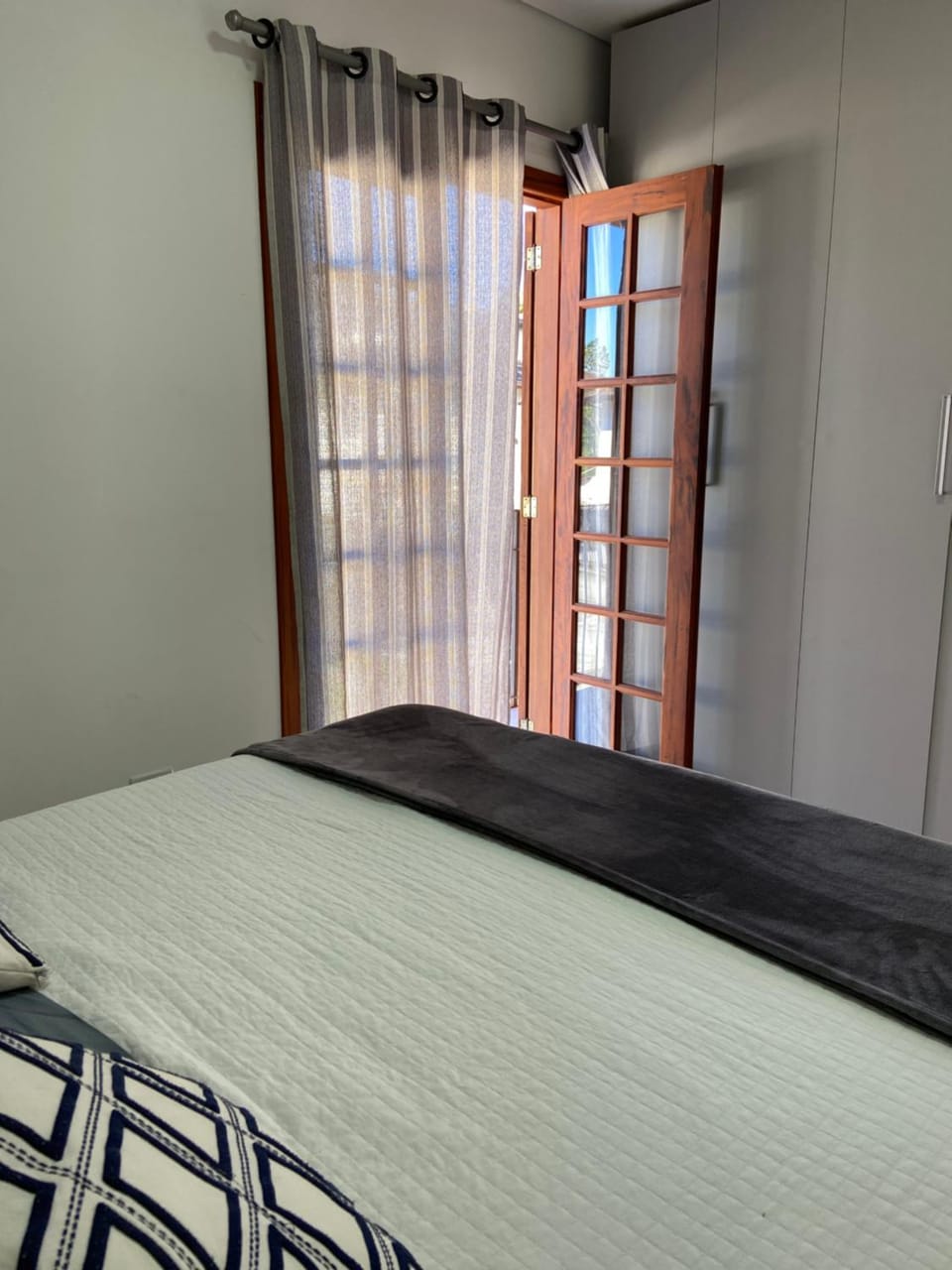 Bed, wardrobe