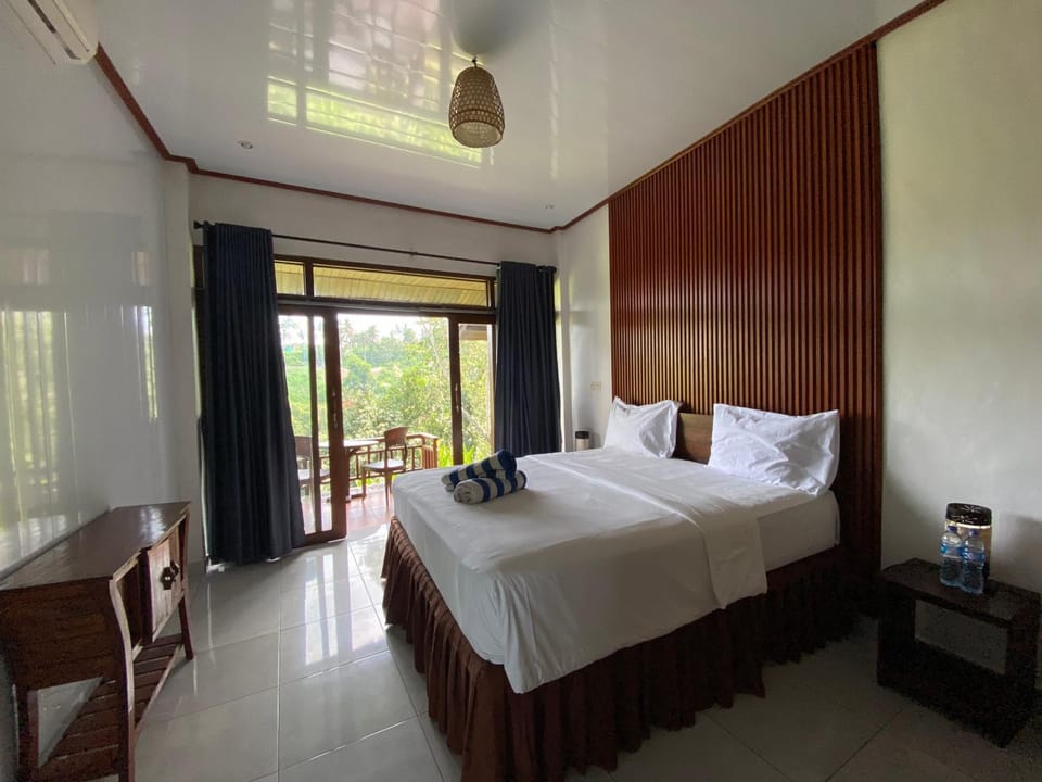 D'tepi Ubud House Villa in Tampaksiring