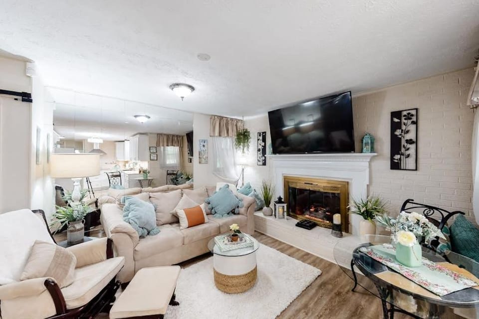 Blessed with Beauty House in Swannanoa