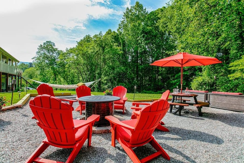 Blessed with Beauty House in Swannanoa