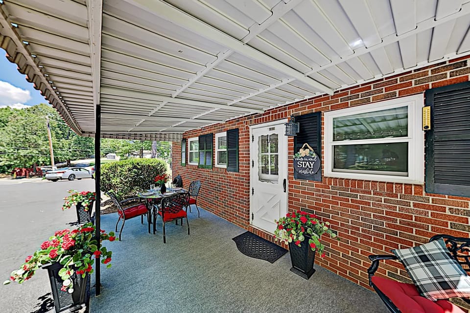 Blessed with Beauty House in Swannanoa