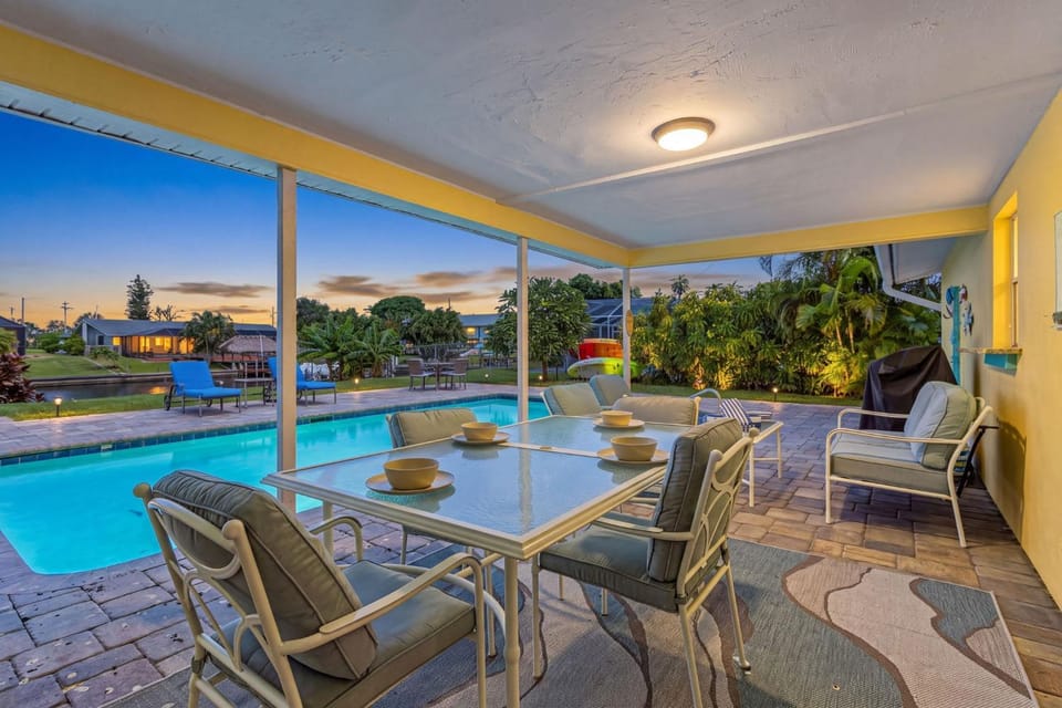 Coral Escape House in Cape Coral
