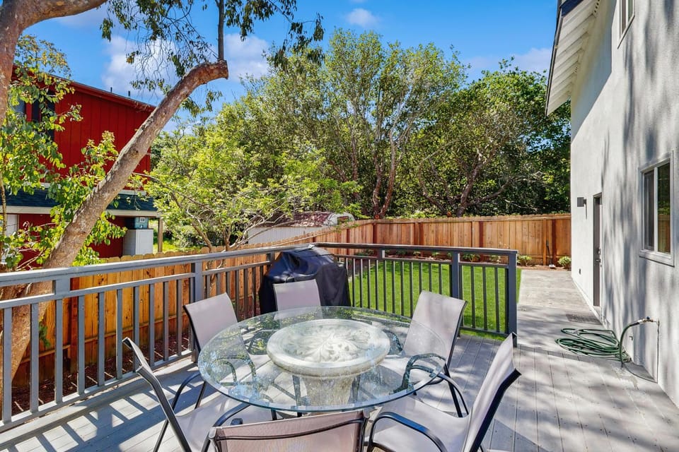 Wanderlust Cambria Seaside Village House in Cambria