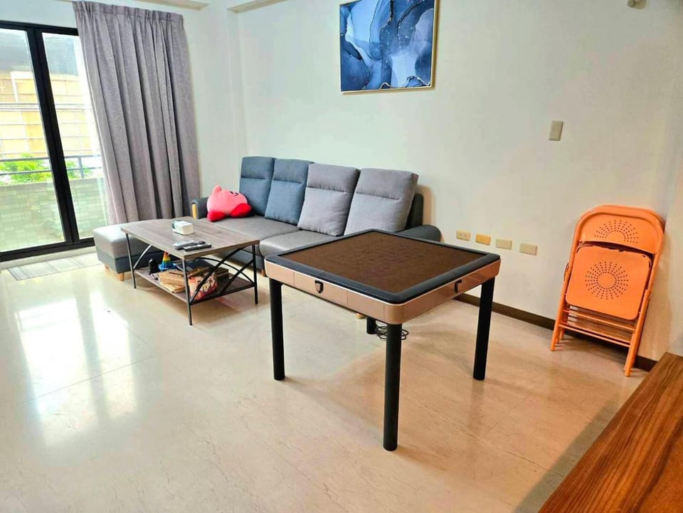 河畔暮光-安平包棟民宿-電動麻將ktv停車 Apartment in Kaohsiung