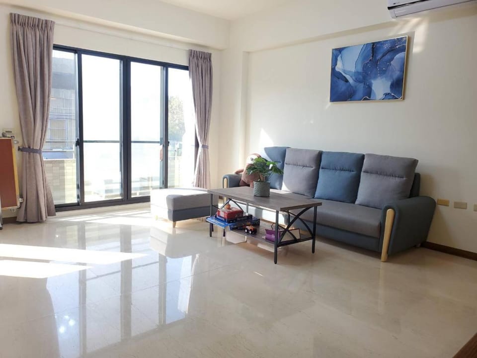 河畔暮光-安平包棟民宿-電動麻將ktv停車 Apartment in Kaohsiung