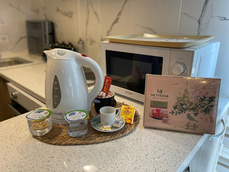 Coffee/tea facilities, Kitchen or kitchenette