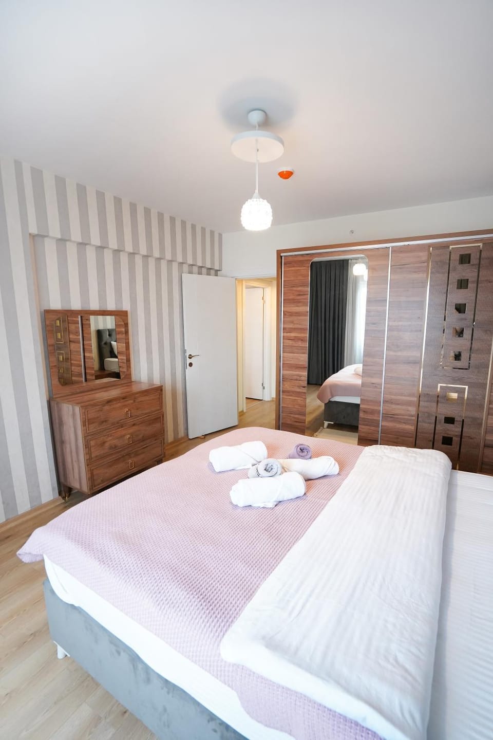 Bed, Photo of the whole room, Bedroom, towels, wardrobe