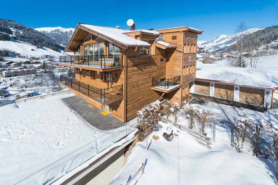 Property building, Winter