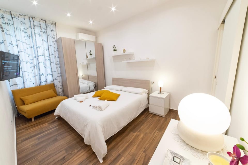 Bed, Bedroom, wardrobe