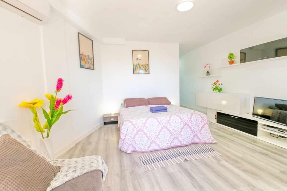 Parque Santiago II studio 404 by Tenerife Rental Apartment in Playa de las Americas