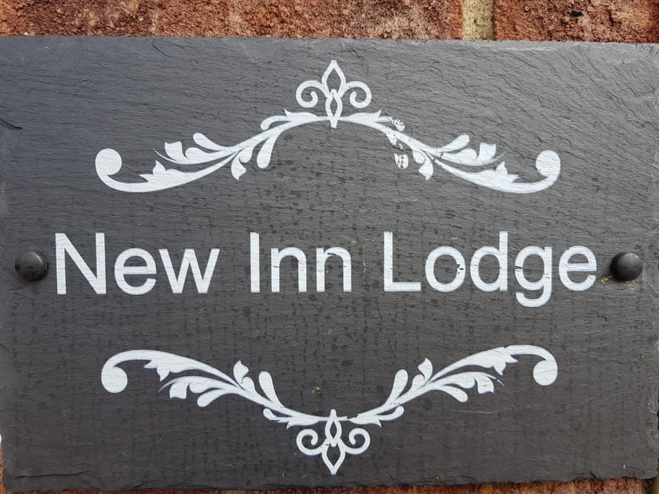 1 Bed Sleeps 2 Free Parking Pets Welcome Apartment in Breckland District