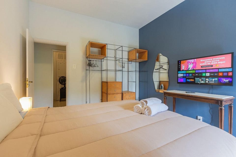 3BR Comfort: 100m from Copacabana-Ipanema Beach Apartment in Rio de Janeiro