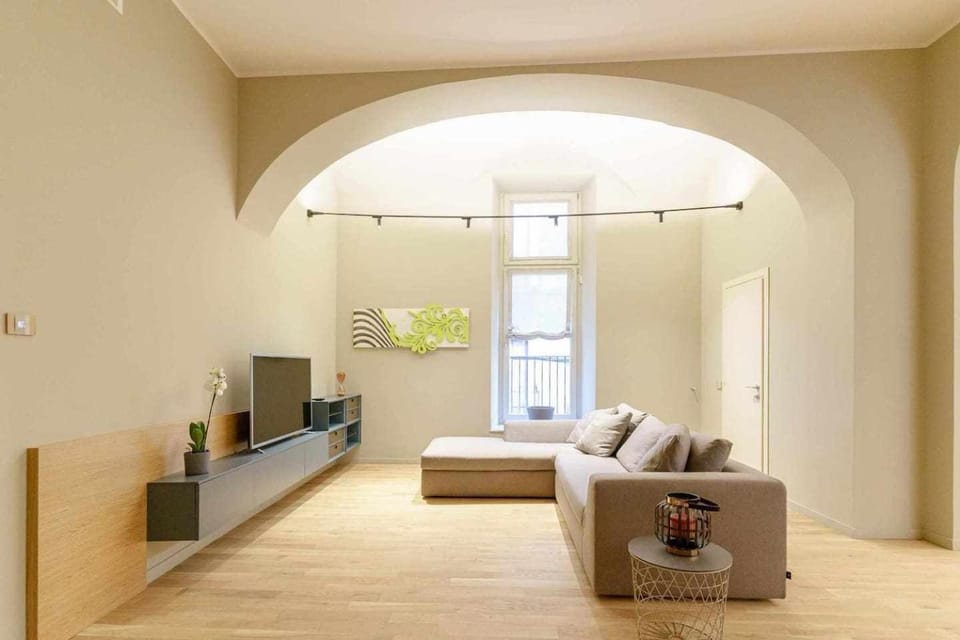 Communal lounge/ TV room, TV and multimedia, Living room, Seating area